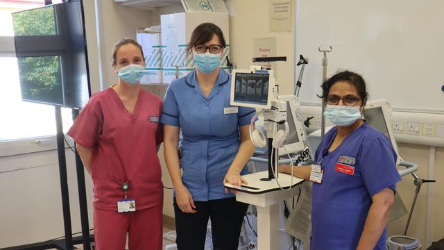 critical-care-team-with-rita-esther-rawlinson-is-centre-